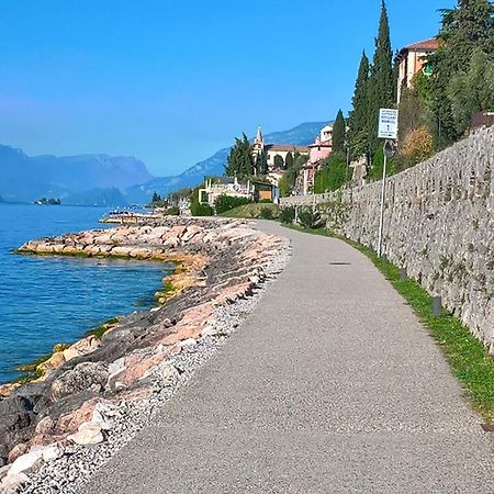 Villa Sul Lago Con Pontile Privato A Brenzone Sul Garda - Unique And Exclusive מראה חיצוני תמונה